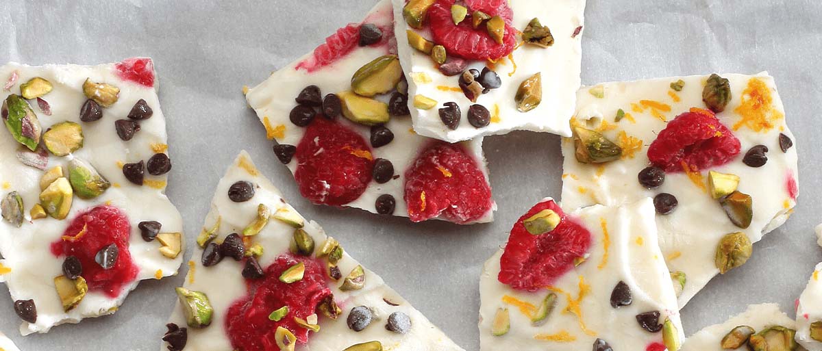 10 Best Snacks to Make With Greek Yogurt (Beyond the Obvious)