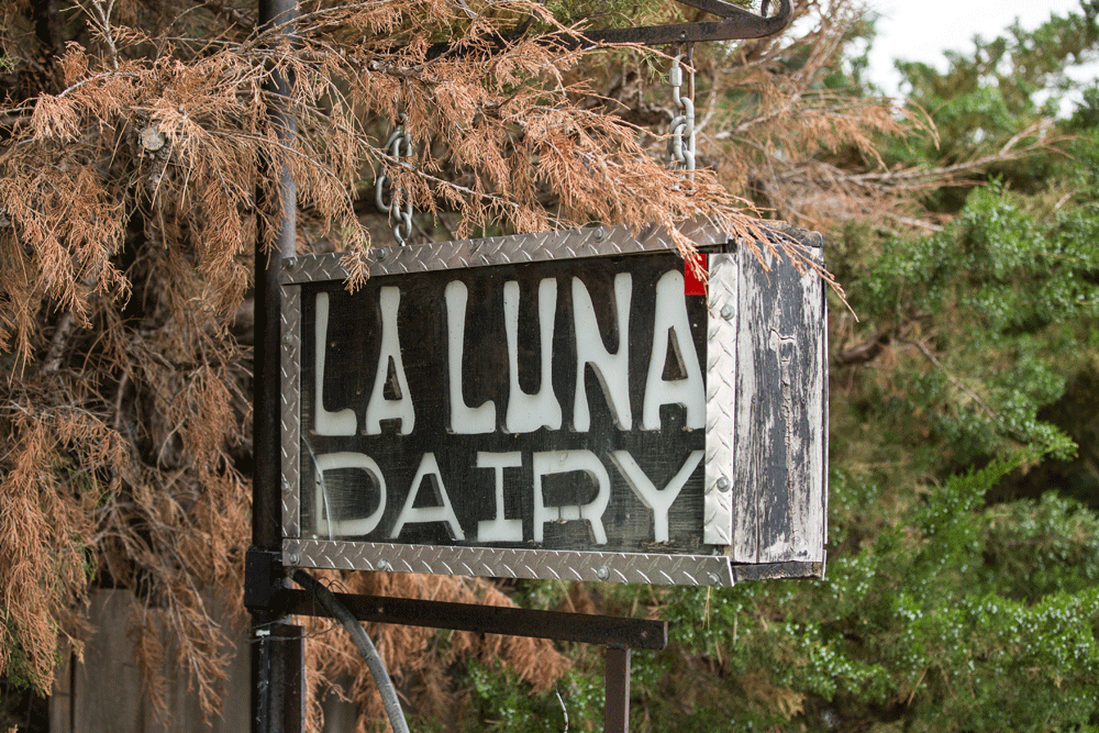 The sign for La Luna Dairy farm.