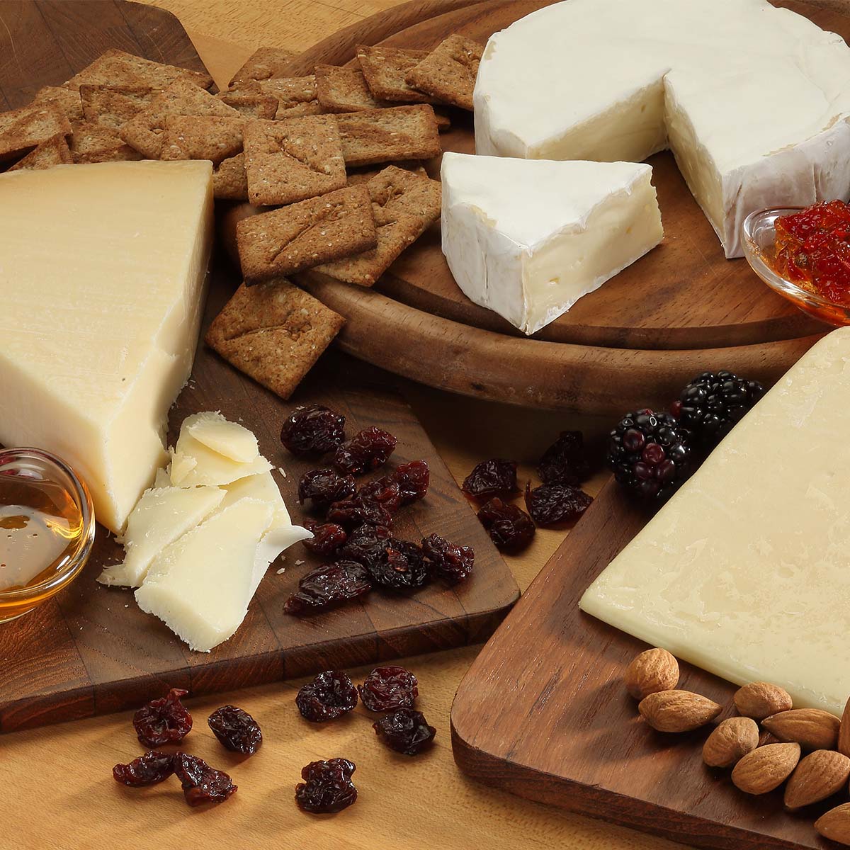 Cheese Pairings: Global Inspirations, Local Creations