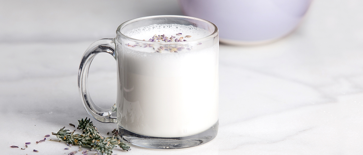 4 Calming High-Protein Drinks for Bedtime