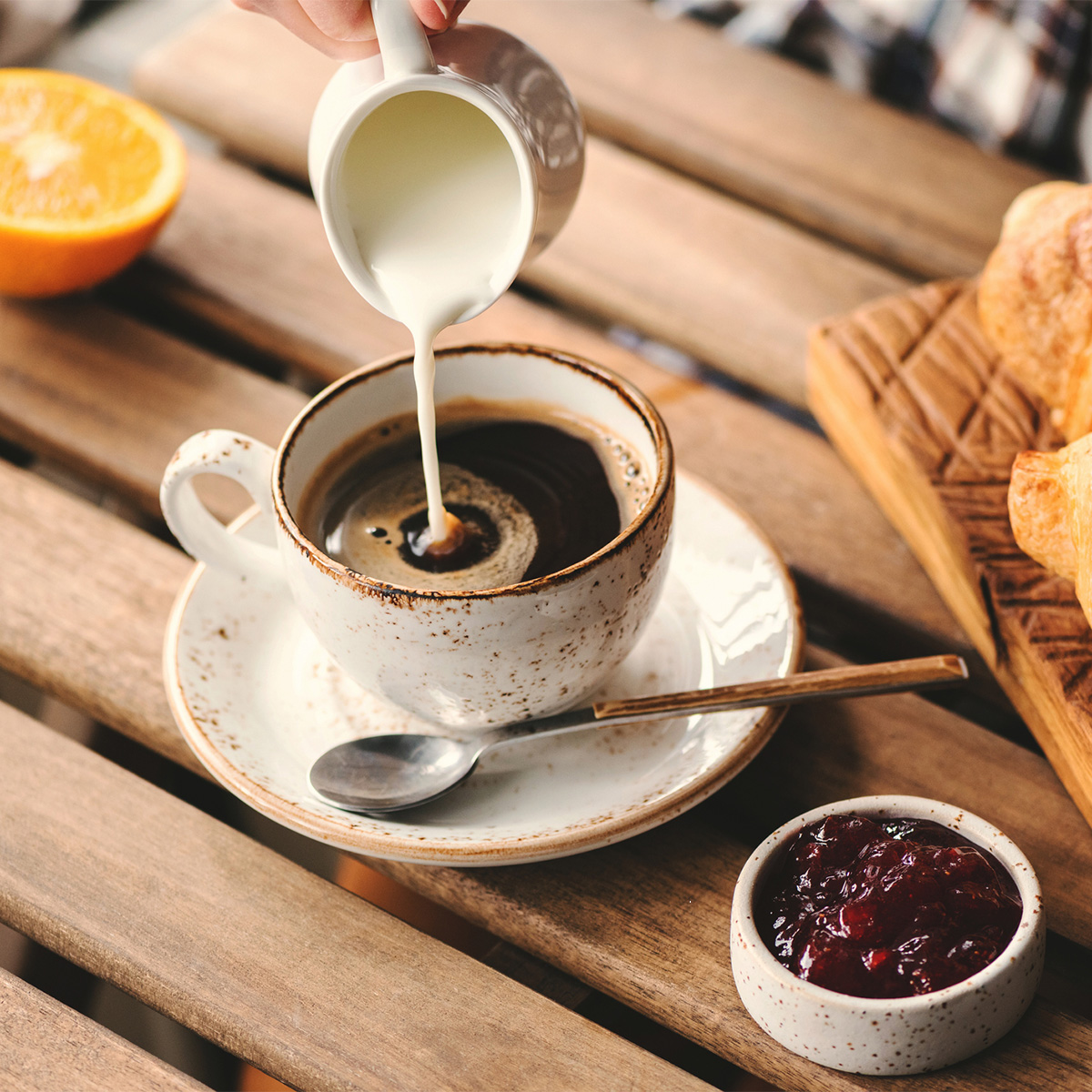 5 Easy Fall Latte Recipes (NOT Pumpkin Spice) Dairy Milk Coffee
