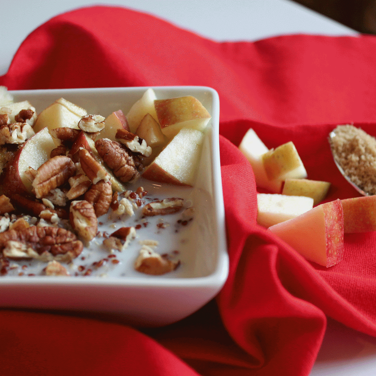 Apple-Maple Quinoa Breakfast Bowl
